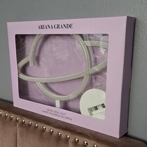 Ariana Grande Space Saturn Desk Light